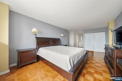 2100 Linwood Ave 19V - photo 13