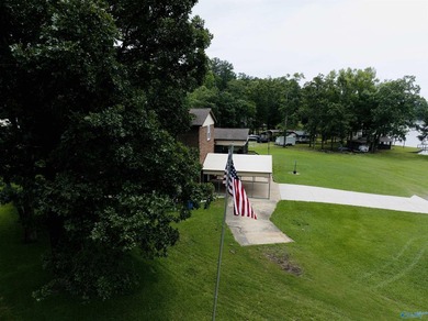 Rare opportunity on Weiss Lake! This beautifully updated 4BR/3BA - photo 17