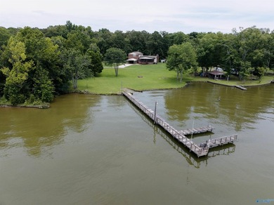 Rare opportunity on Weiss Lake! This beautifully updated 4BR/3BA - photo 29