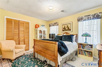 PRICE REDUCTION!!!!!! Welcome to 102 Riverside Drive. Located in - photo 36