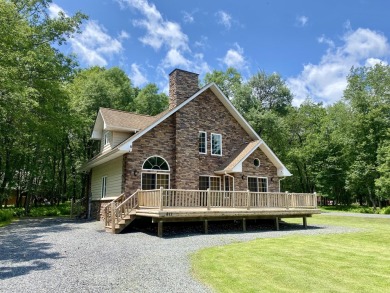 Lake Home For Sale in Albrightsville, Pennsylvania