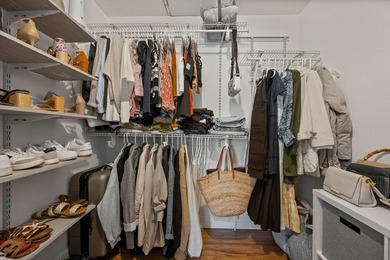 Welcome to this charming two-bedroom, one-bathroom condominium - photo 9