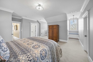 Located in the revered community of Bridgemore, this brick and - photo 37
