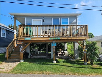 Your Coastal Getaway in Matunuck Awaits! Welcome to Mary - photo 20