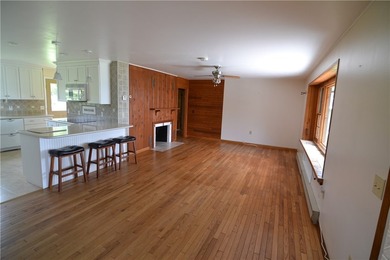 This 3-bedroom, 1.5-bathroom ranch-style home at 4926 State - photo 21