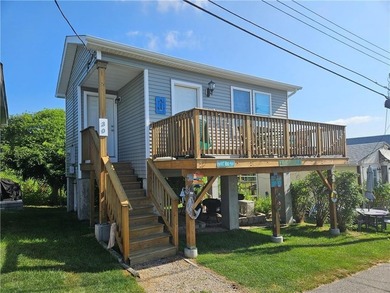 Your Coastal Getaway in Matunuck Awaits! Welcome to Mary - photo 22