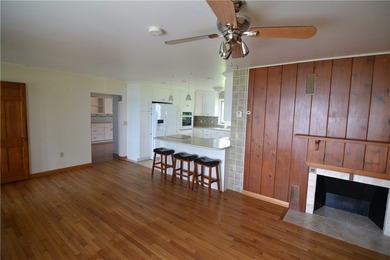 This 3-bedroom, 1.5-bathroom ranch-style home at 4926 State - photo 24