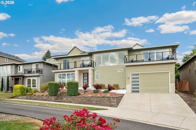 Experience refined Pacific Northwest living in this exceptional - photo 5