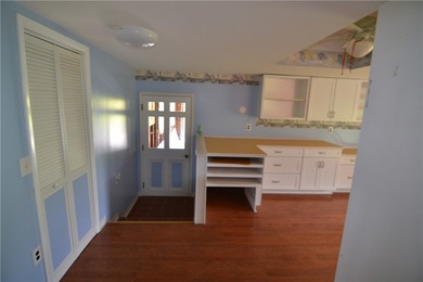 This 3-bedroom, 1.5-bathroom ranch-style home at 4926 State - photo 33