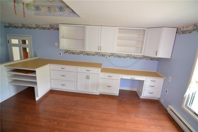 This 3-bedroom, 1.5-bathroom ranch-style home at 4926 State - photo 35
