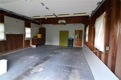 This 3-bedroom, 1.5-bathroom ranch-style home at 4926 State - photo 46