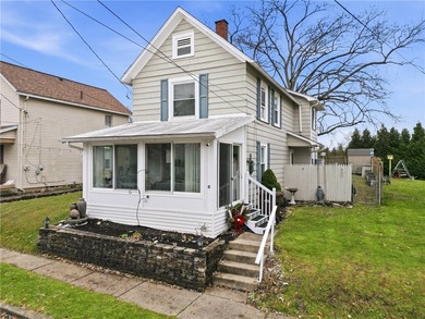 Shenango Lake Home Sale Pending in Sharpsville Pennsylvania