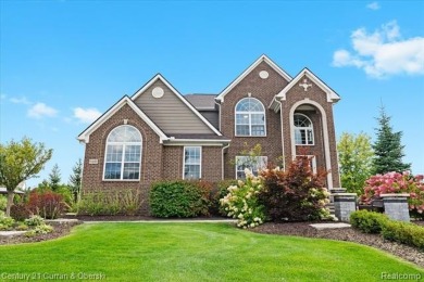 Lake Home For Sale in South Lyon, Michigan