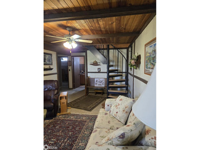 What a perfect blend of secluded country living and easy access - photo 19