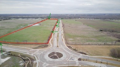 THIS PROPERTY IS SLATED FOR FUTURE MIXED USE. IT IS CURRENTLY IN - photo 9