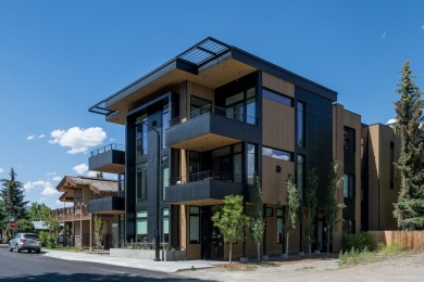 Big Wood River Condo For Sale in Ketchum Idaho