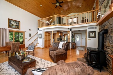 Stunning lake views immediately capture your attention upon - photo 18