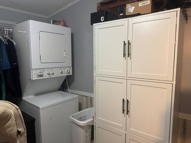 PARADISE AT YOUR FINGERTIPS! This AFFORDABLE home is in the LOW - photo 18