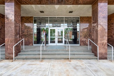 Welcome to charming 111 E Franklin Ave #109 only available due - photo 20