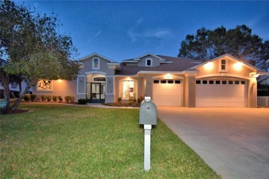 Lake Home For Sale in Auburndale, Florida