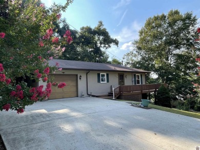 Lake Home For Sale in Cadiz, Kentucky