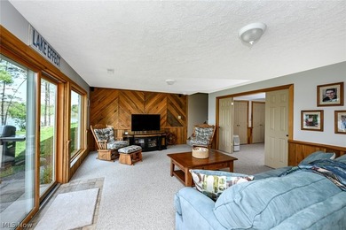 Stunning lake views immediately capture your attention upon - photo 35