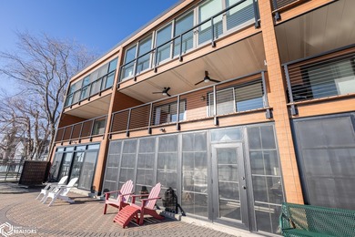 Clear Lake Condo For Sale in Clear Lake Iowa