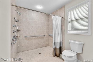 ***Open House Saturday June 13 from 1pm to 3pm*** Rare - photo 15