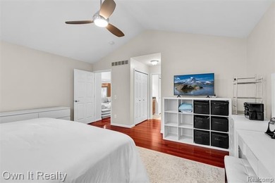 ***Open House Saturday June 13 from 1pm to 3pm*** Rare - photo 18