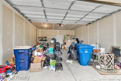 ***Open House Saturday June 13 from 1pm to 3pm*** Rare - photo 25