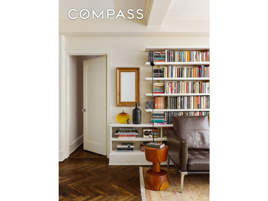 Live amongst the treetops in this gracious move-in-ready - photo 3