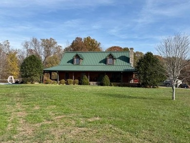 (private lake, pond, creek) Home For Sale in Puryear Tennessee