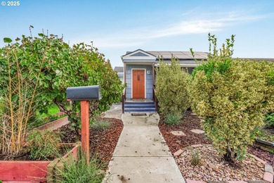 Lake Sacajawea Home For Sale in Longview Washington