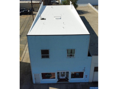 Accepted Offer with Contingencies. 3 nice apartments &amp; 4th unit