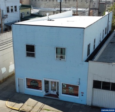 Accepted Offer with Contingencies. 3 nice apartments &amp; 4th unit