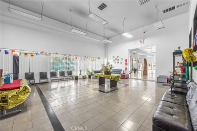 505 S Main Street presents a rare opportunity to acquire a - photo 9