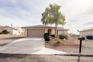 Lake Home Sale Pending in Lake Havasu City, Arizona