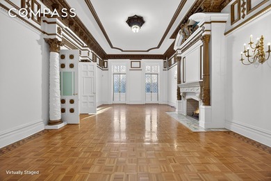 In a neighborhood defined by architectural pedigree, true - photo 4