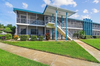 Lake Condo For Sale in Lakeland, Florida