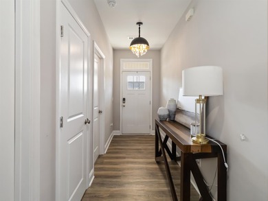 Welcome home to this beautiful 3-bedroom, 2.5-bath home - photo 5