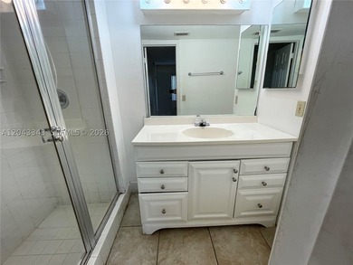 Updated and spacious 2-bedroom, 2-bathroom first-floor unit in - photo 21