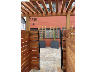 Charming, light-filled 2nd Floor Unit at a Super Price! Located - photo 2