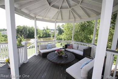 Welcome home to this pristine 3680 SQ. FT. 4-bedroom, 3.1-bath - photo 44