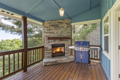 Perched high in Holly Forest, this striking sky-blue mountain - photo 49