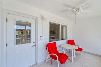 Golden Isles Lakes Area Condo For Sale in Hallandale Beach Florida