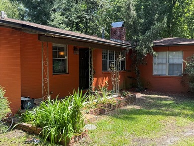 Brick 3 bedroom/2 bathroom home in SW Gainesville on a .75 acre - photo 10
