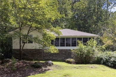 Lake Home Sale Pending in Chattahoochee Hills, Georgia