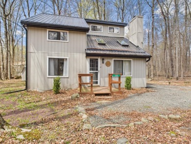 Lake Home For Sale in Pocono Lake, Pennsylvania