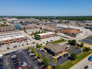 High-Visibility Office Condo at US 41 &amp; US 30 1,238 SF