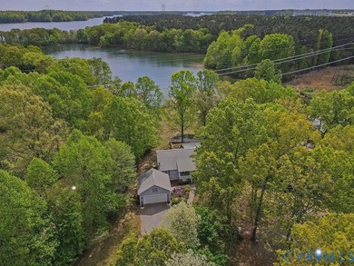 Welcome to this beautiful lakefront property in the sought-after - photo 6
